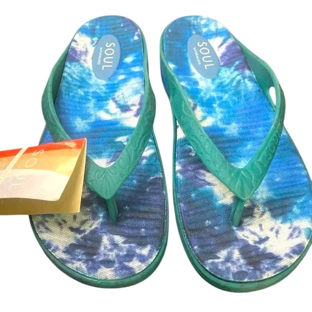 NWT Soul Naturalizer flip flops